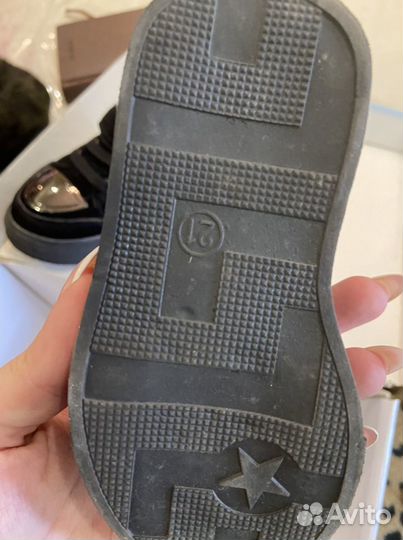 Детская обувь в хорошем состоянии 21 размеры