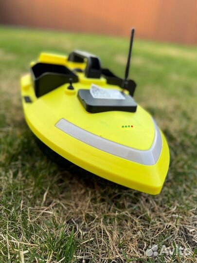 Новый прикормочный кораблик с gps