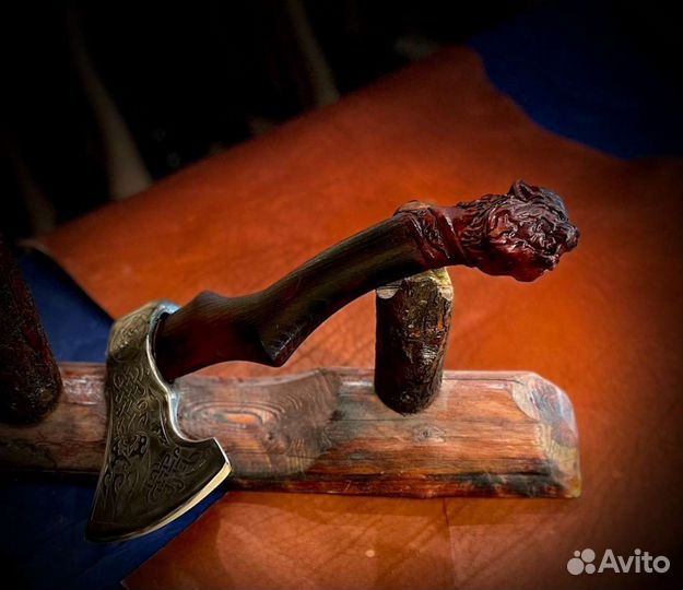 Топор кованый ручной работы