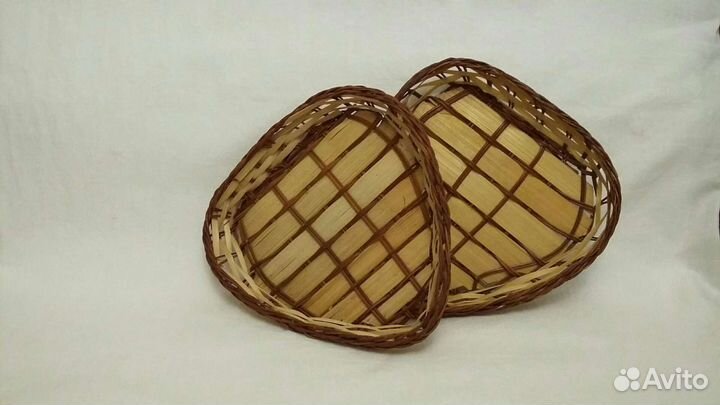 Плетеные корзинки в виде сердец и гриб