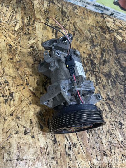 Компрессор кондиционера Рено Меган 3