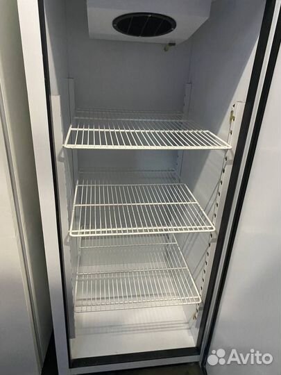 Шкаф холодильный 700л