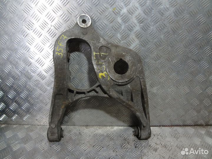 Рычаг задний нижний правый Мерседес 164 ML GL