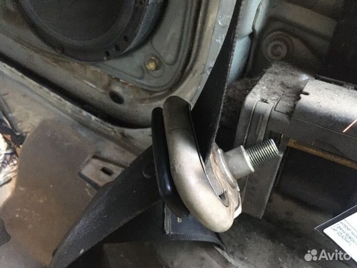 Ремень безопасности с пиропатроном Volkswagen Bora