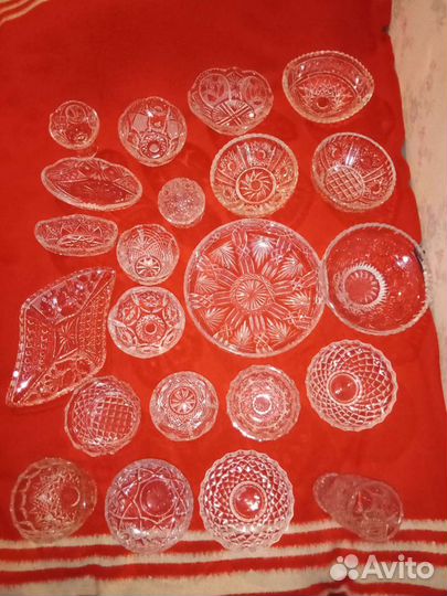 Хрустальные вазы, салатники, кружка, конфетницы и
