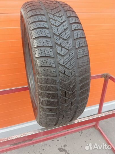 Pirelli Winter Sottozero 3 235/55 R17