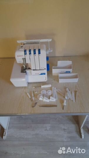 Оверлок бытовой Family ML645D