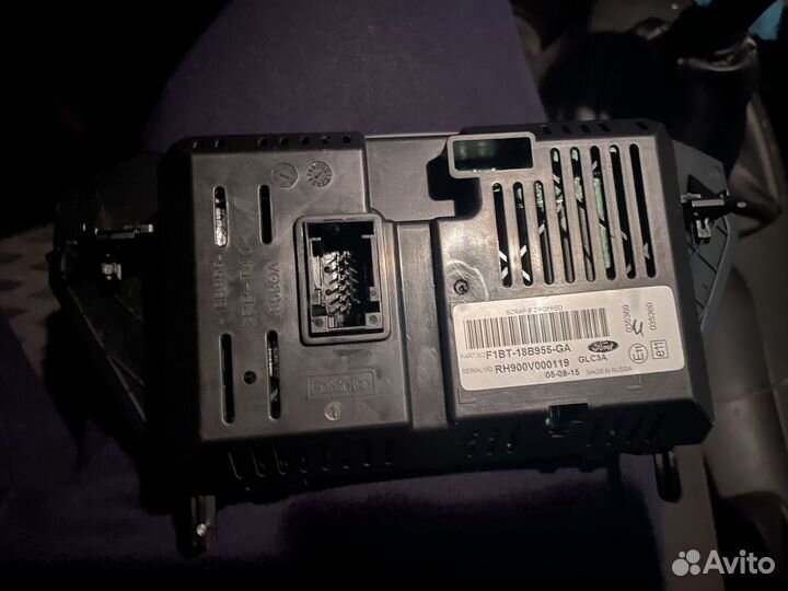 Дисплей информационный Ford