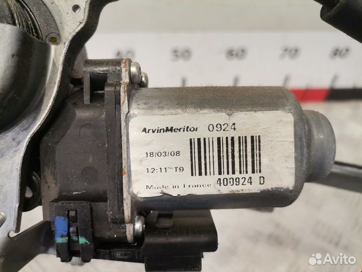 Стеклоподъемник передний правый Nissan Note E11