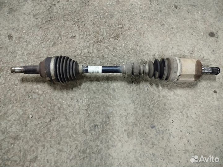 Nissan Qashqai Полуось передняя левая