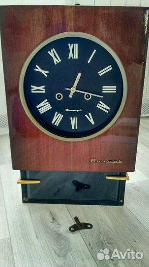 Настенные часы Янтарь СССР