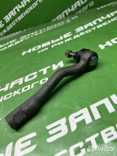 Рулевой наконечник Toyota Avensis 2000