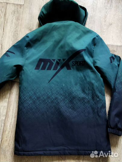 Куртка демисезонная