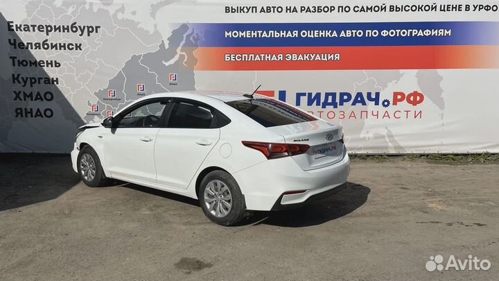 Кулак поворотный передний правый Hyundai Solaris 5