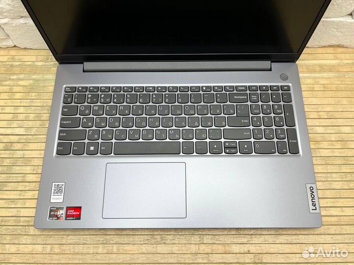 Новый ноутбук Lenovo V15 G4 AMN