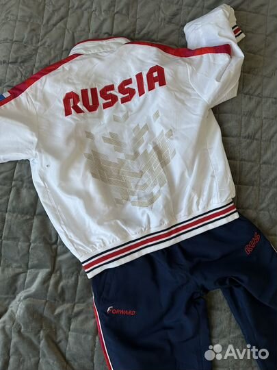 Спортивный костюм