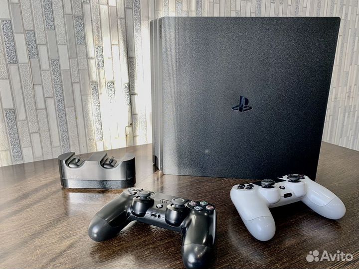 Sony PS4 pro 1tb