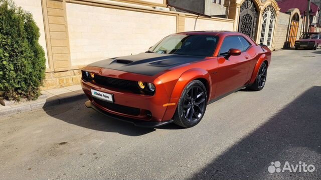 Dodge Challenger 5.7 AT, 2020, 64 000 км с пробегом, цена 5200000 руб.