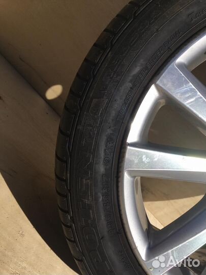 Bridgestone Potenza RE050A 235/45 R17 97W