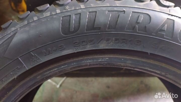 Goodyear Ultra Grip Ice Arctic 2 205/55 R16