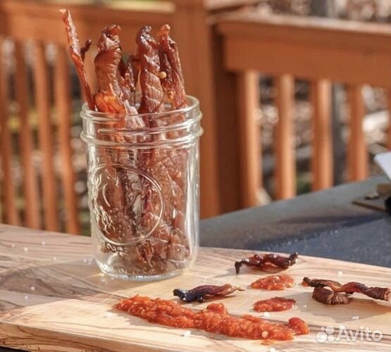 Мясные чипсы, кнуты, джерки из свинины