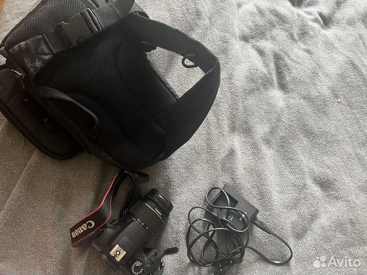 Canon eos 1300d + сумка