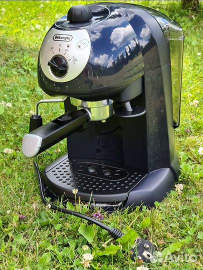 Кофемашина delonghi EC190 рожковая