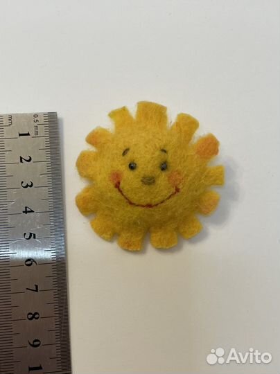 Поделки сувениры брошь магнит Солнышко