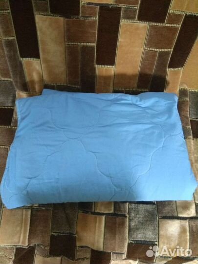 Подушки и одеяло