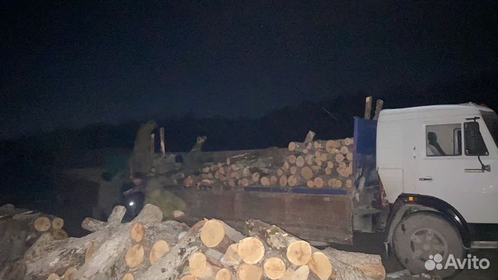 Дрова дубовые не колотые, колотые