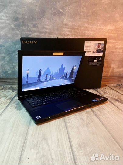 Ультрабук Sony Vaio в оригинальной коробке/Radeon