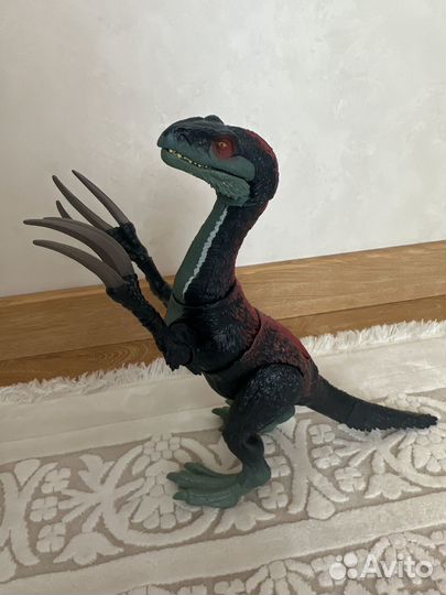 Продам динозавра Mattel Теризинозавр