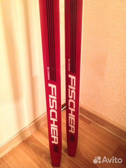 Пластиковые лыжи Тиса-Fischer