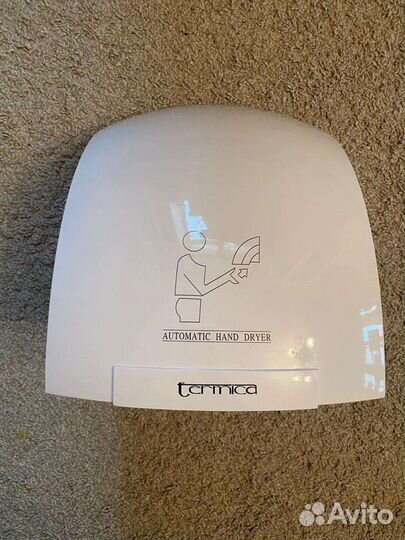 Сушилка для рук HT 1810P