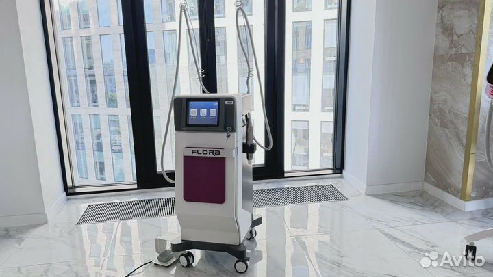 Микроигольчатый РФ аппарат Floracel