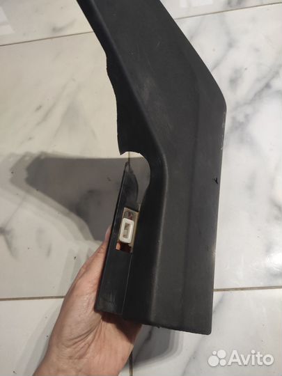 Накладка порога задняя левая Volvo XC70