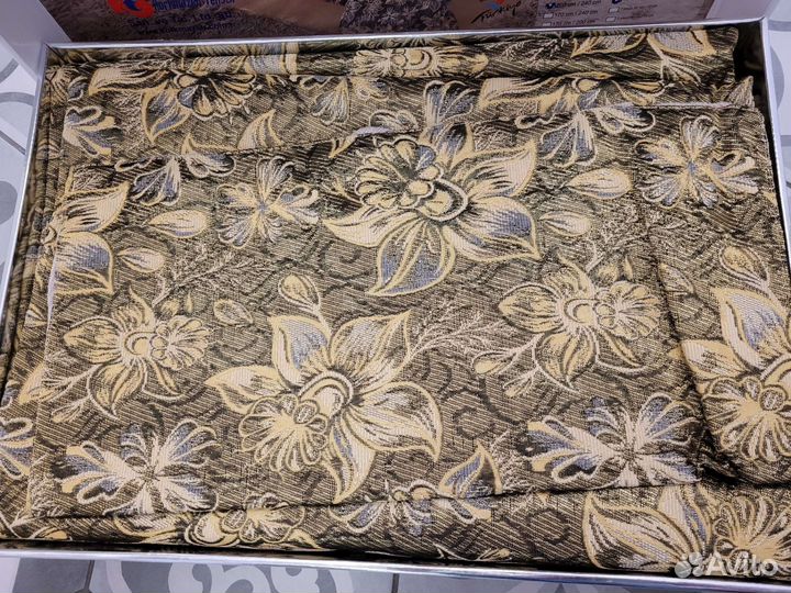 Набор Покрывало жаккард 200*240 + 2 наволочки