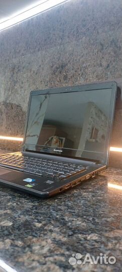 Ноутбук Lenovo