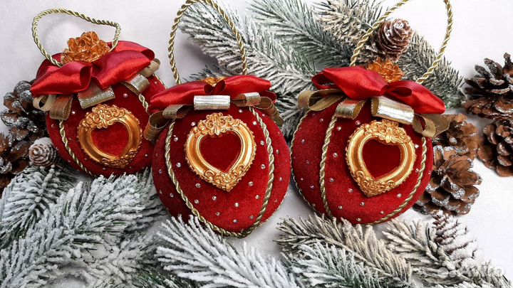 Новогодние шары ручной работы.Цена за 1 шар