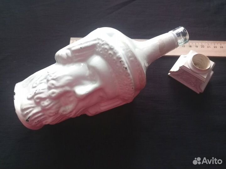 Бутылка стеклянная Янус - двуликий бог