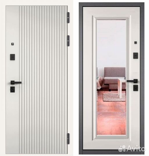 Входная дверь с зеркалом