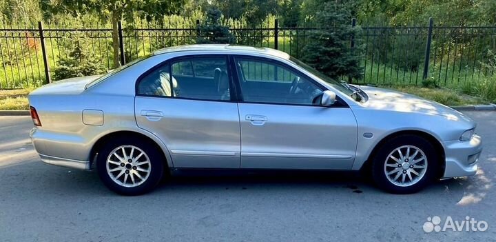 Mitsubishi galant 2004
