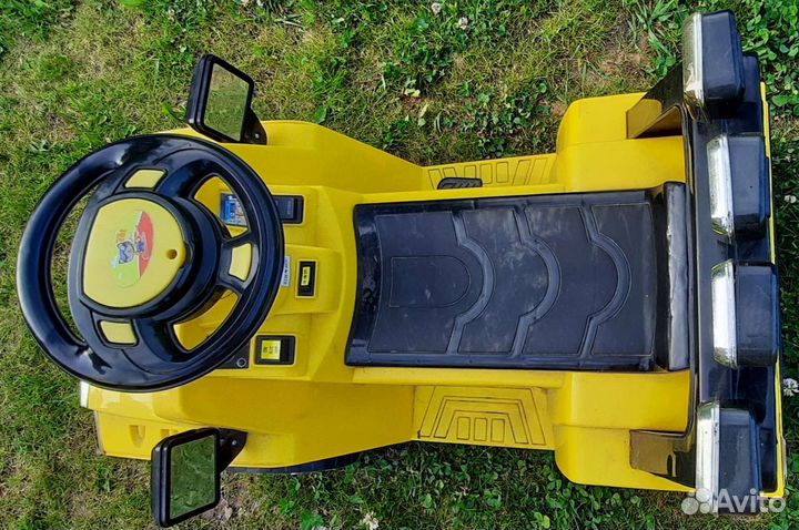 Детский электромобиль б/у