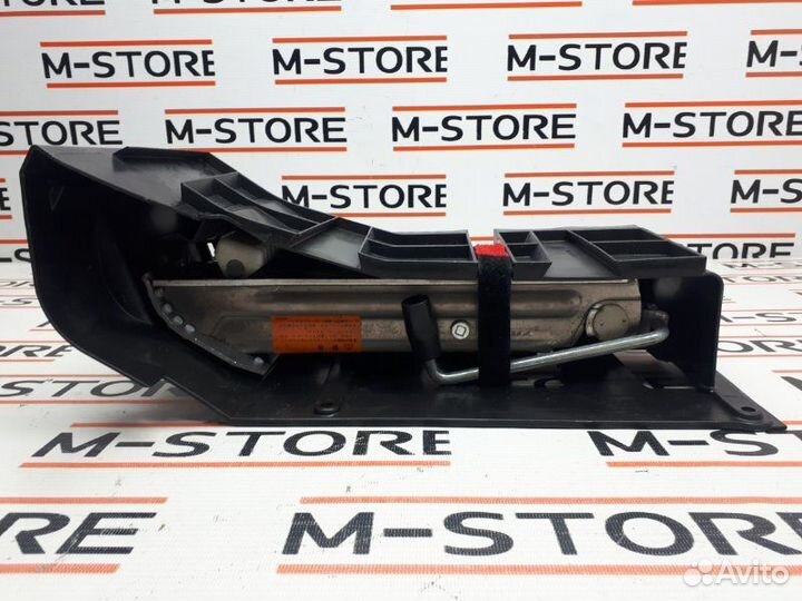 Домкрат Mercedes-Benz E-Class W211 112.949 2002