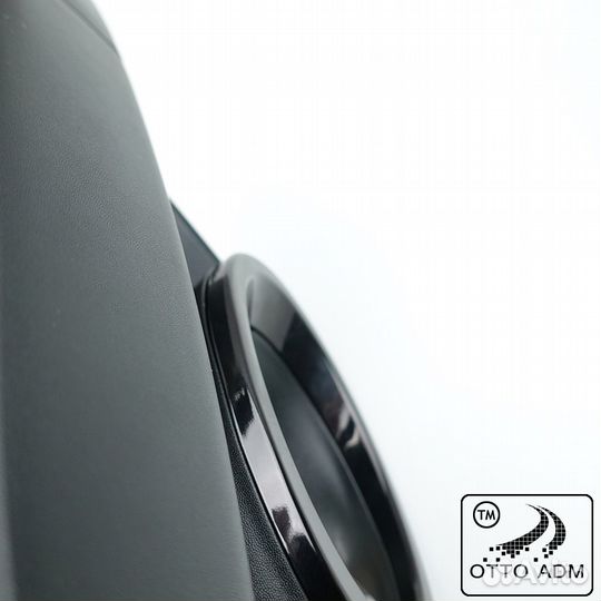 Решетка в бампер правая Renault Logan 2 (2018-2024