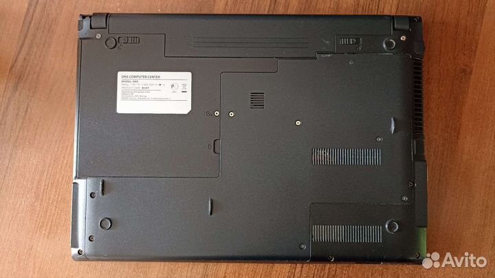 Ноутбук DNS, алюминиевый корпус