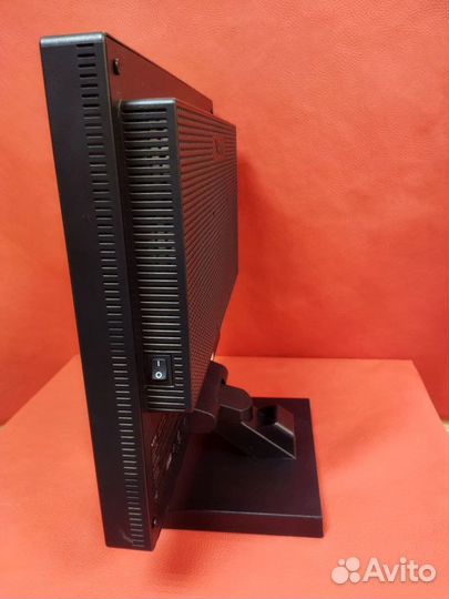 Монитор NEC 1701 LCD