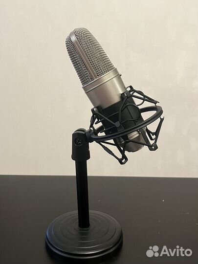 Микрофон Behringer B1 + карта Behringer umc22