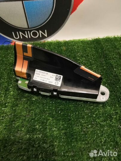 Антенна на крыше BMW G30