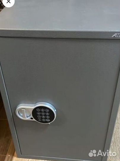 Вскрытие и ремонт дверный замков и автомобилей